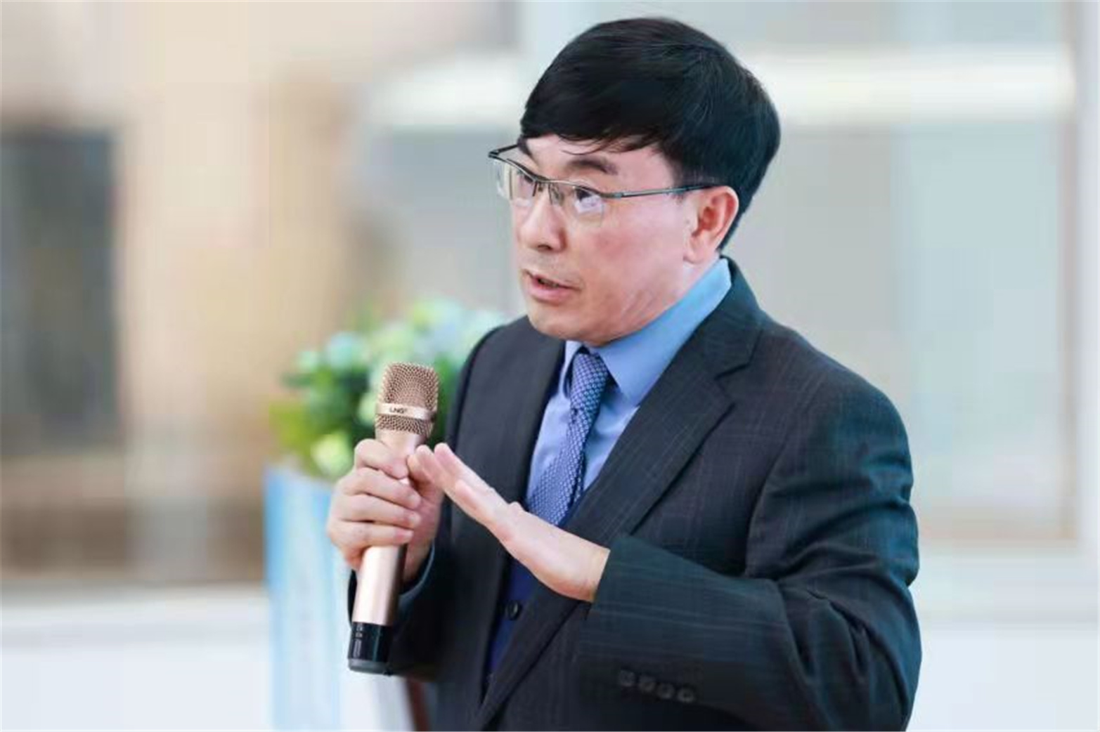 照片 (1).jpg 照片 (1).jpg