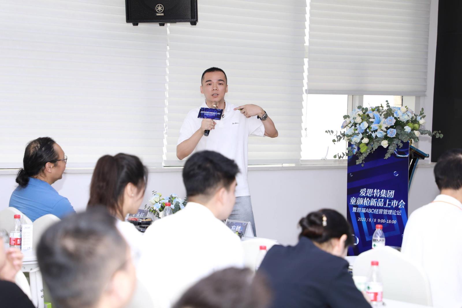 王名祥.jpg 王名祥.jpg